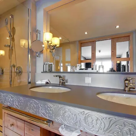 Hotel Seekarhaus 5*